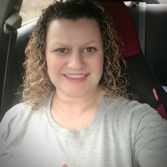 Meet your Posher, Tracey - Picture 3 of 3